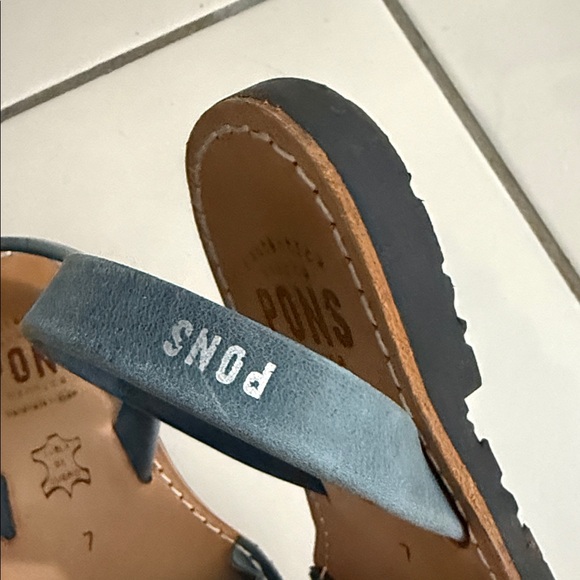 Avarcas Pons Blue Leather Sandals - Picture 6 of 6